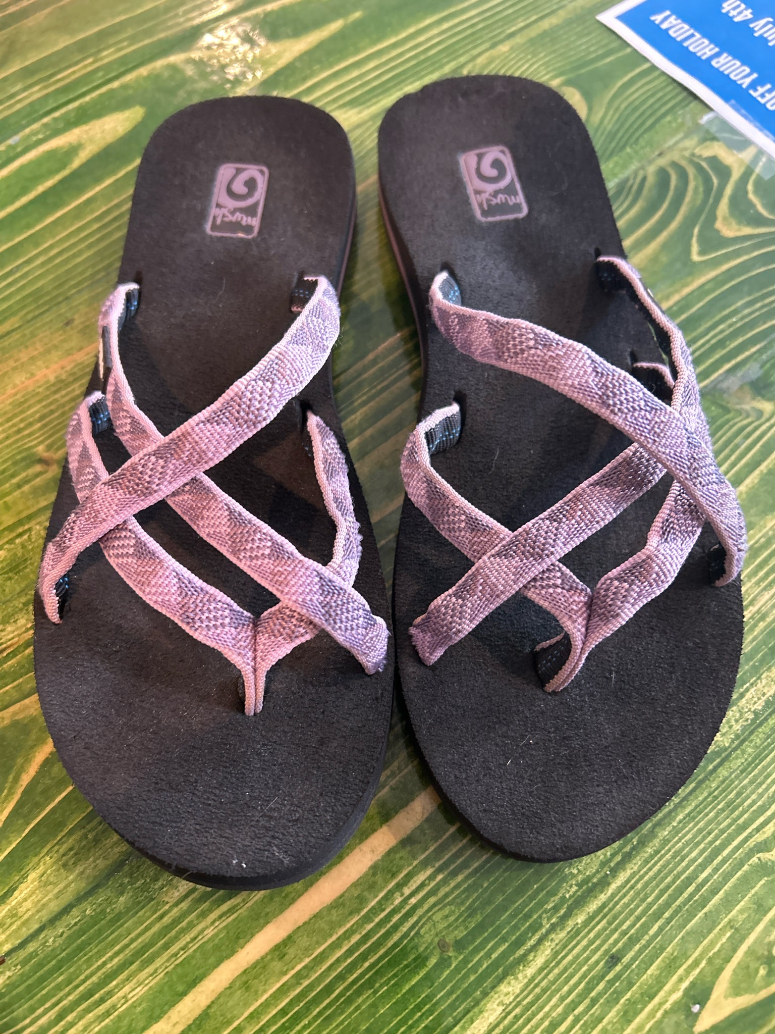 8 Teva Olowahu Flip-flop Sandals