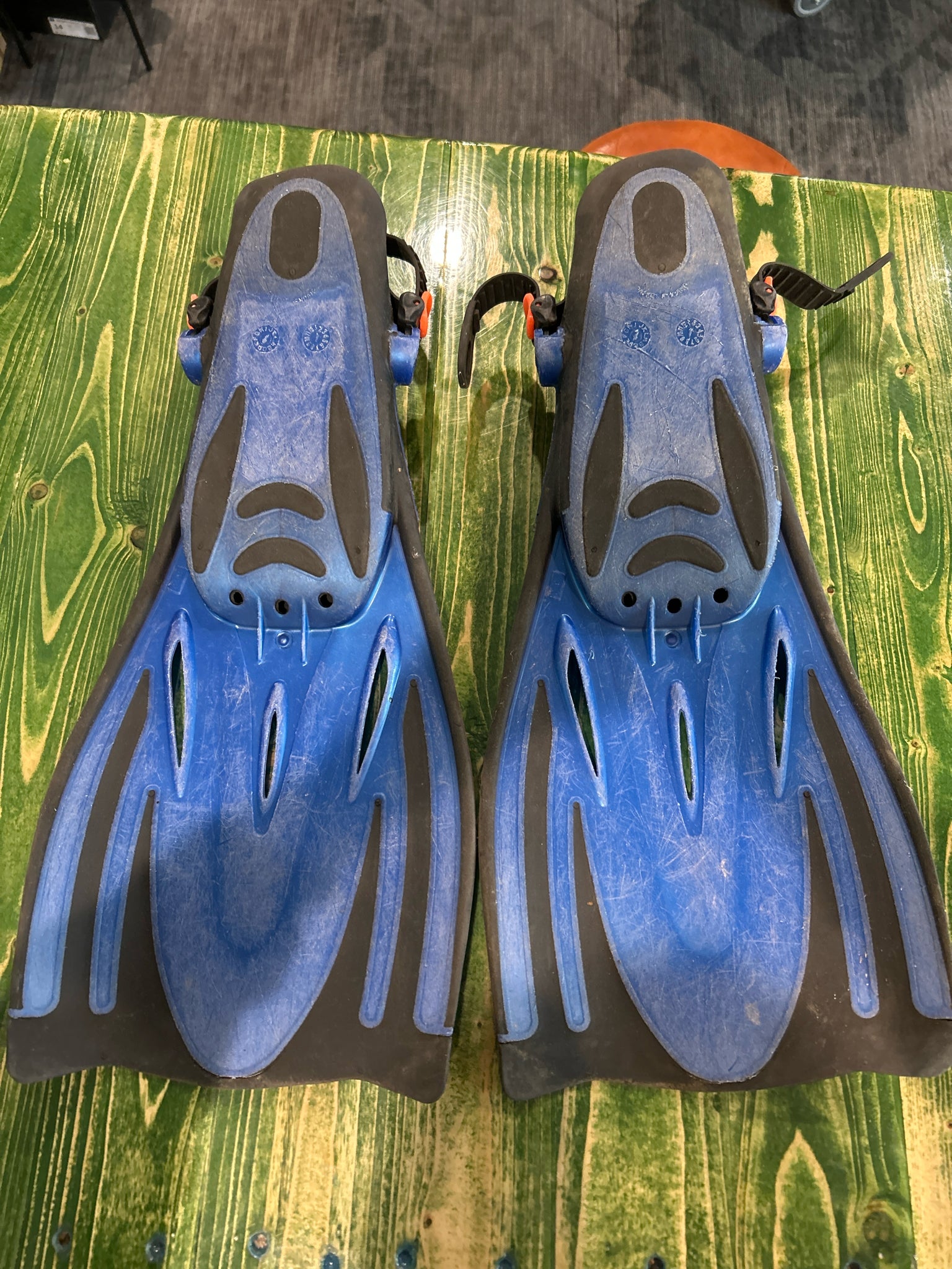 US Divers Flippers