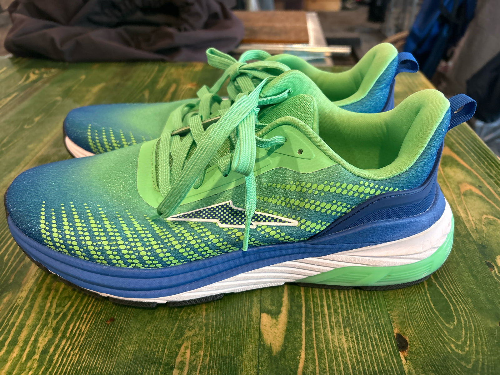Avia Hypersonic Gel Mens Size 10.5 Running Shoes
