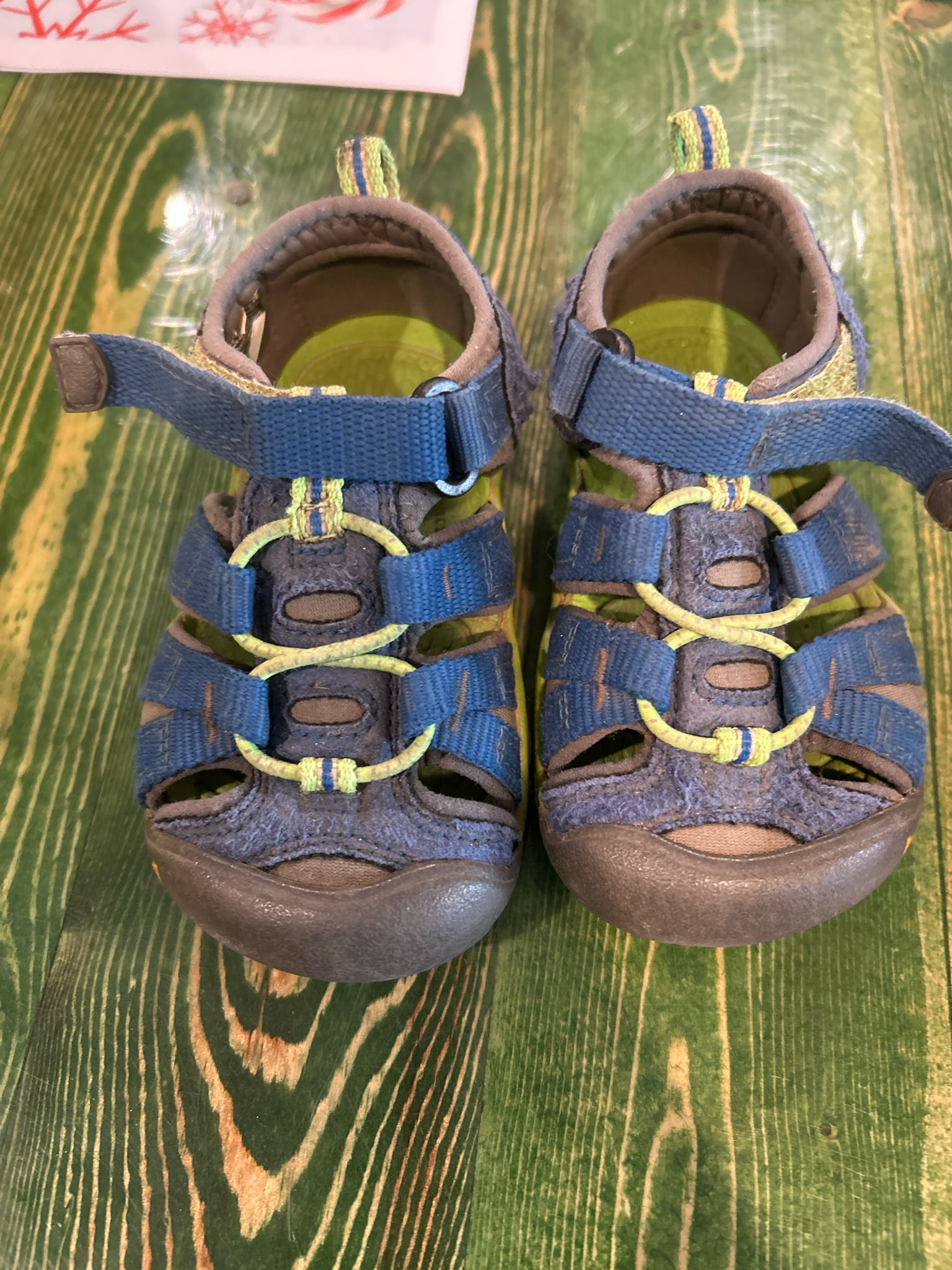 Keen Size 6 Blue Kids shoes