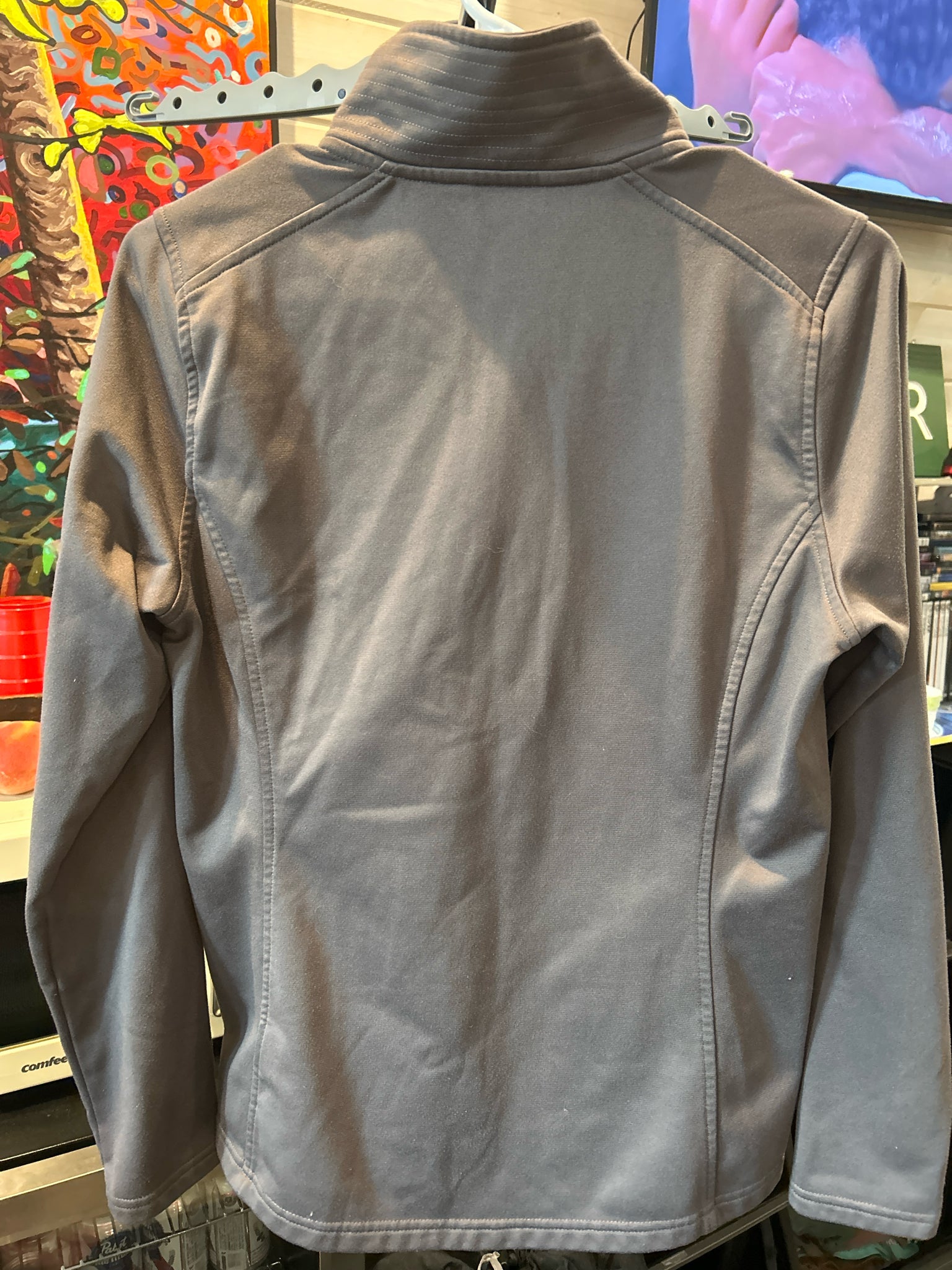 Size M The North Face Long sleeve