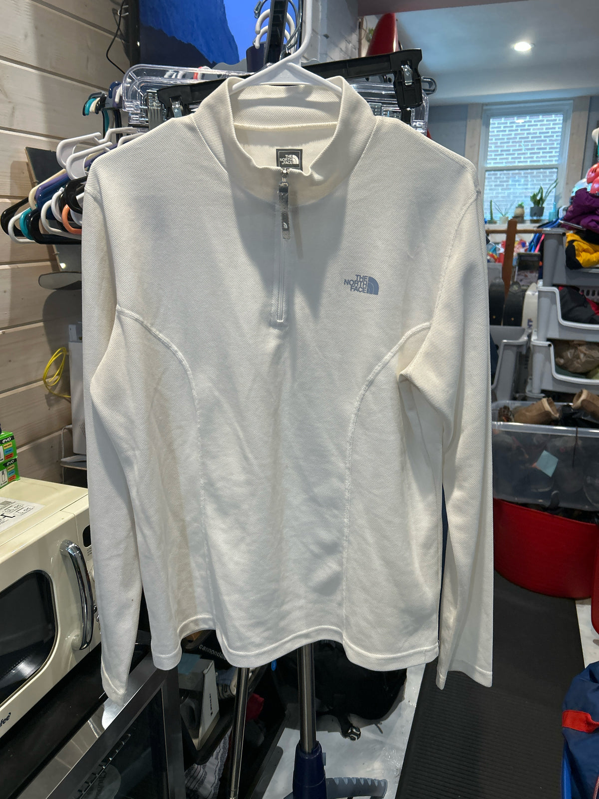 Women's Size XL The North Face Quarter Zip Long Sleeve Shirt