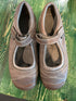 Keen Size 8 brown Shoes