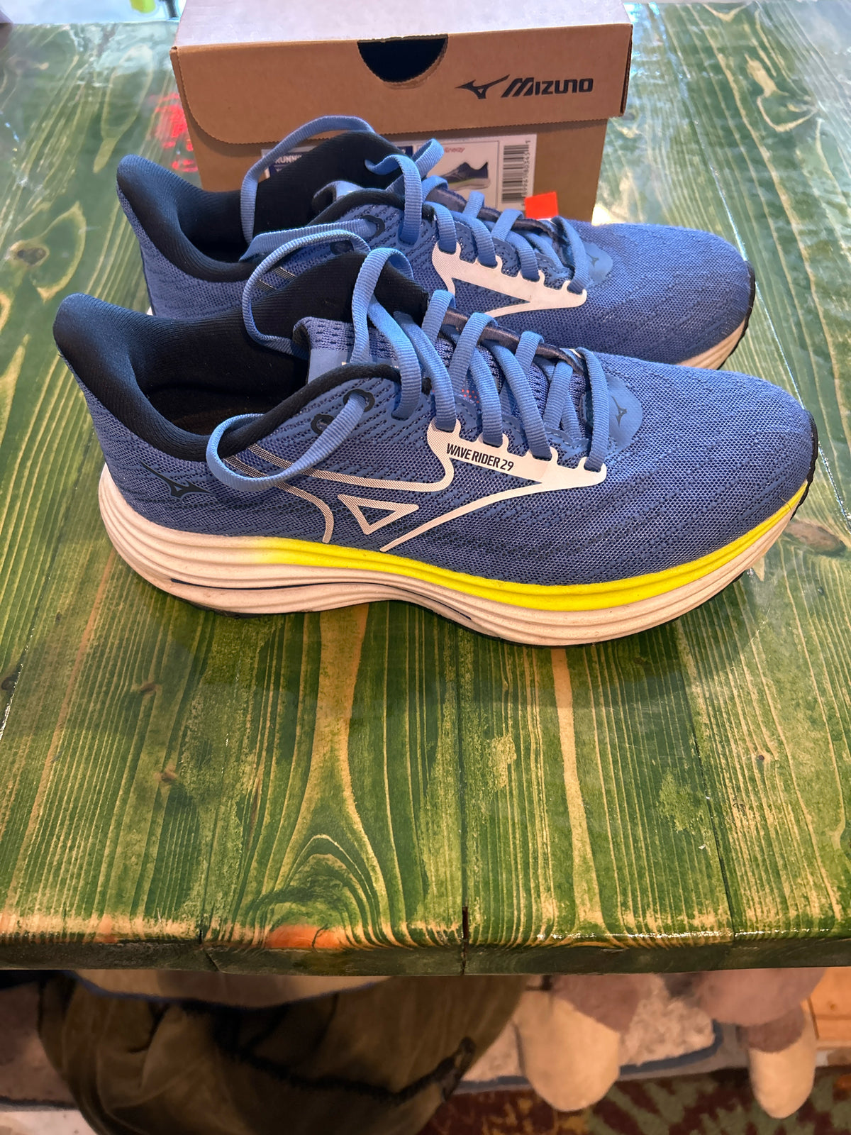 Women's Size 8.5 Mizuno Wave Rider 29 Running Shoes