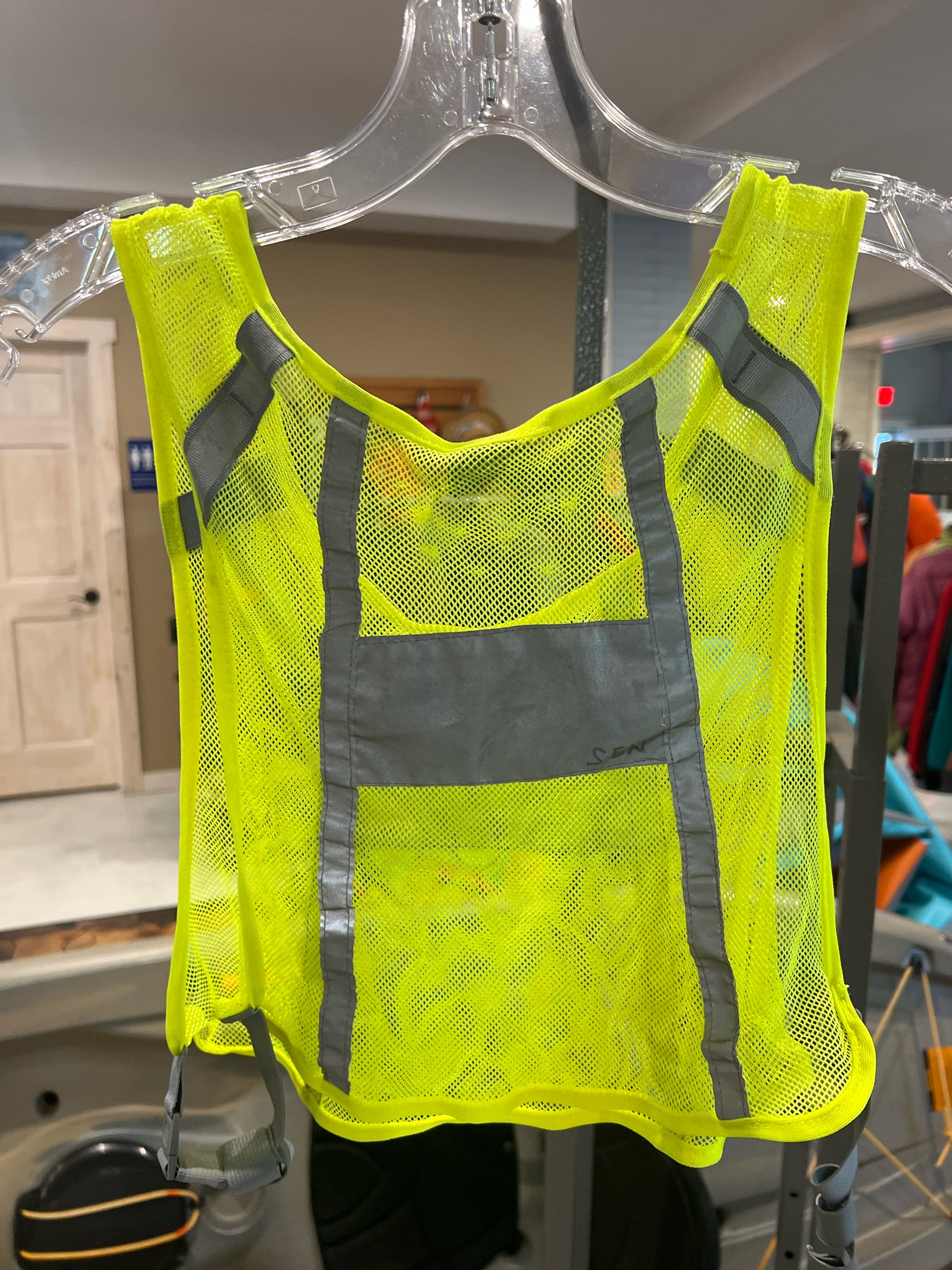 Nathan Gear Visibility Running Vest