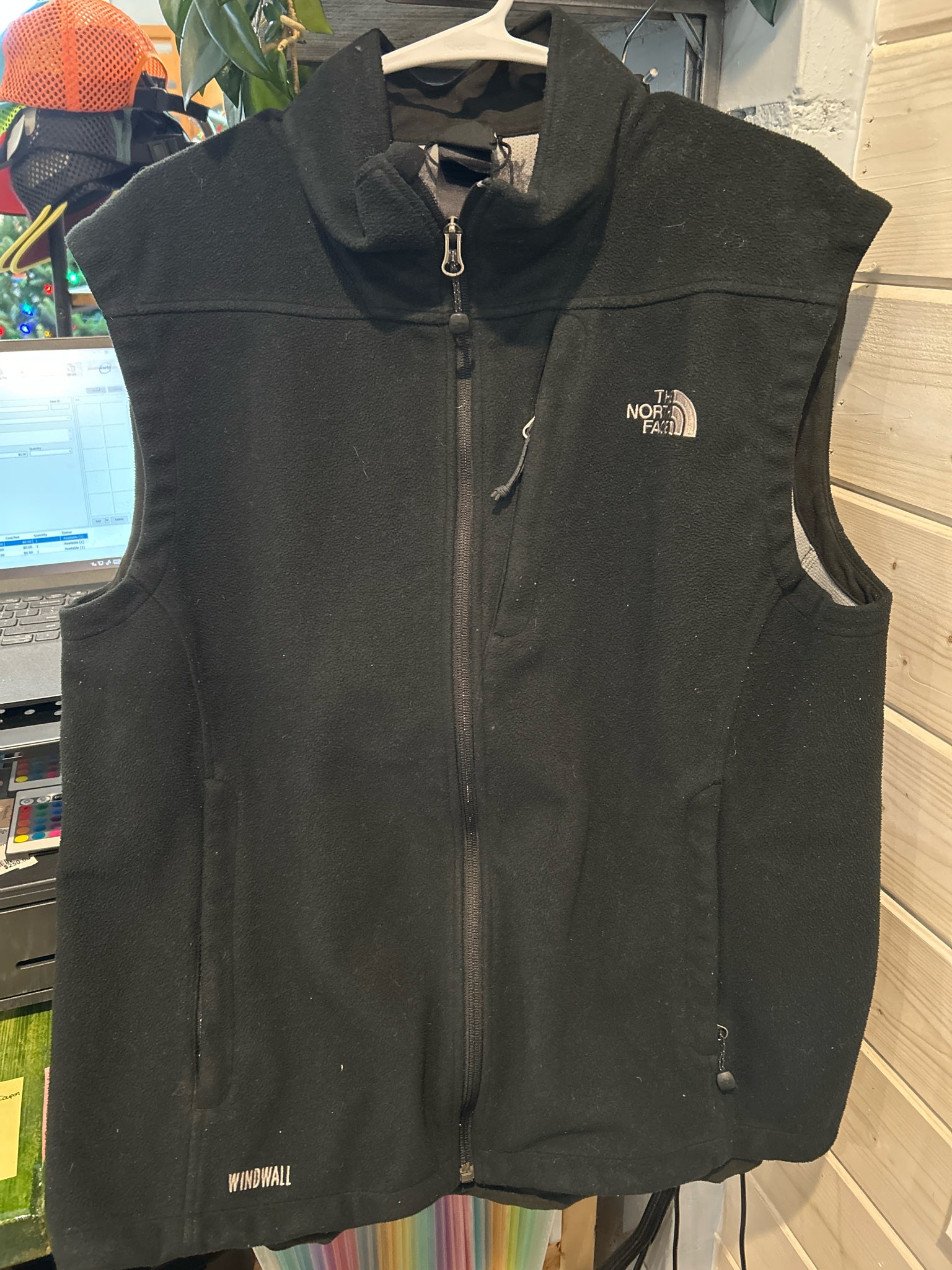 Size L North Face Vest