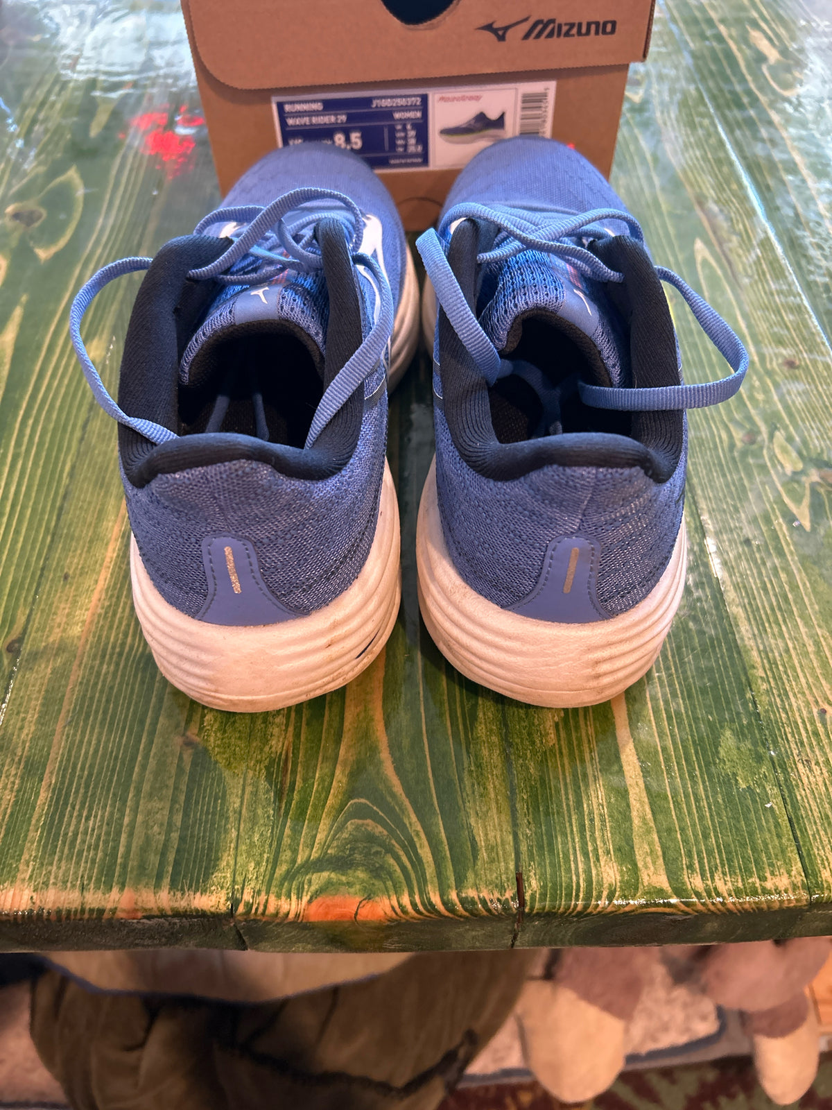 Women's Size 8.5 Mizuno Wave Rider 29 Running Shoes