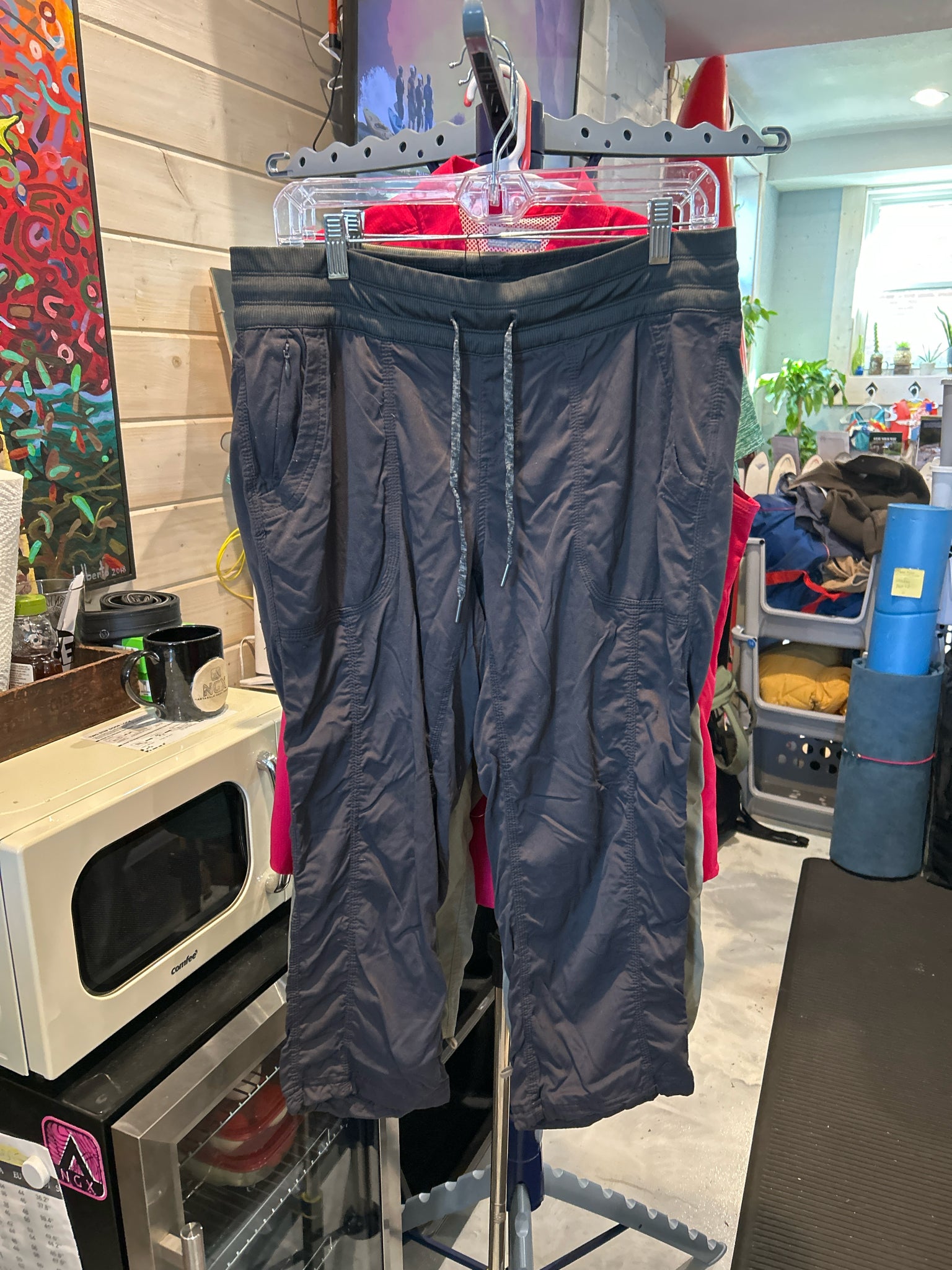 Women's Size Lg. The North Face Capri Pants