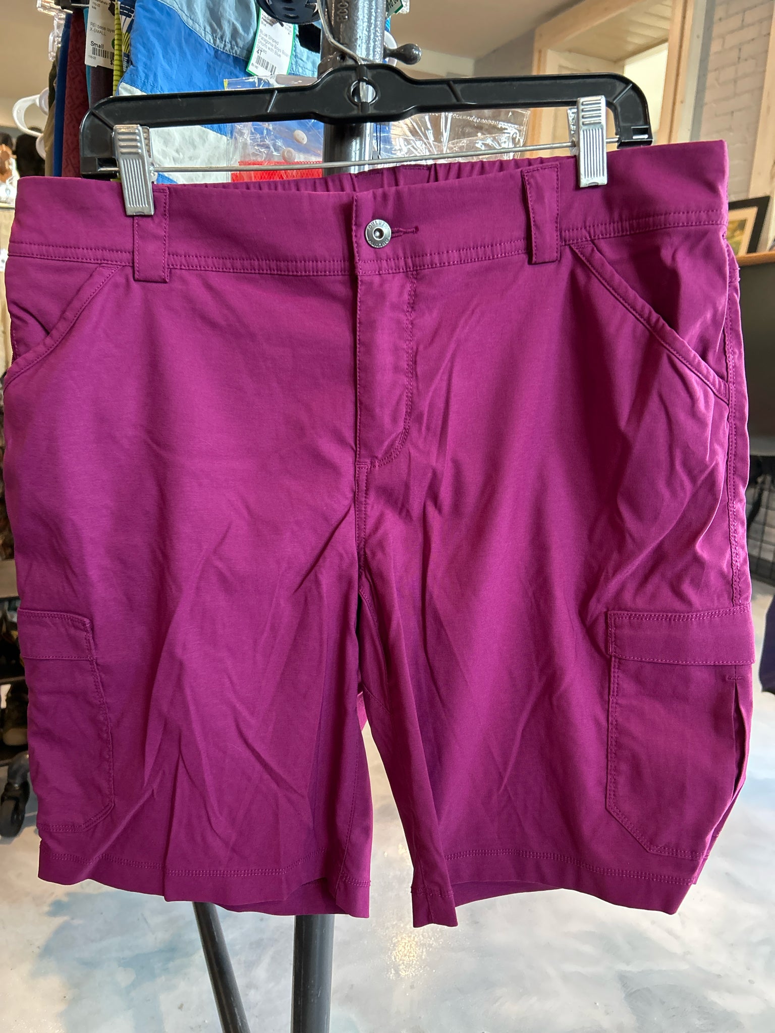 Duluth Trading Co Dry on the Fly Shorts