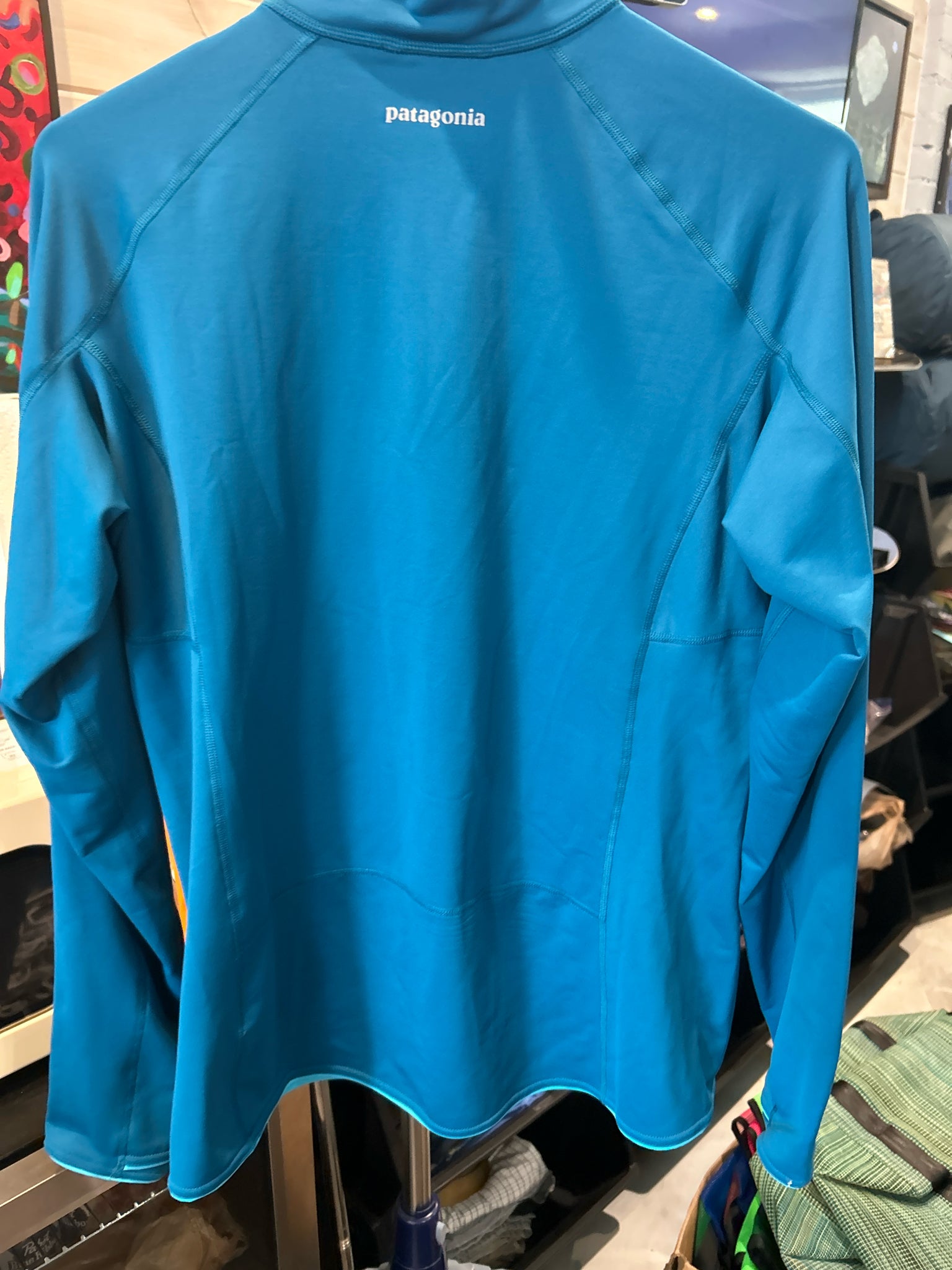 Size L Patagonia Long Sleeve Shirt