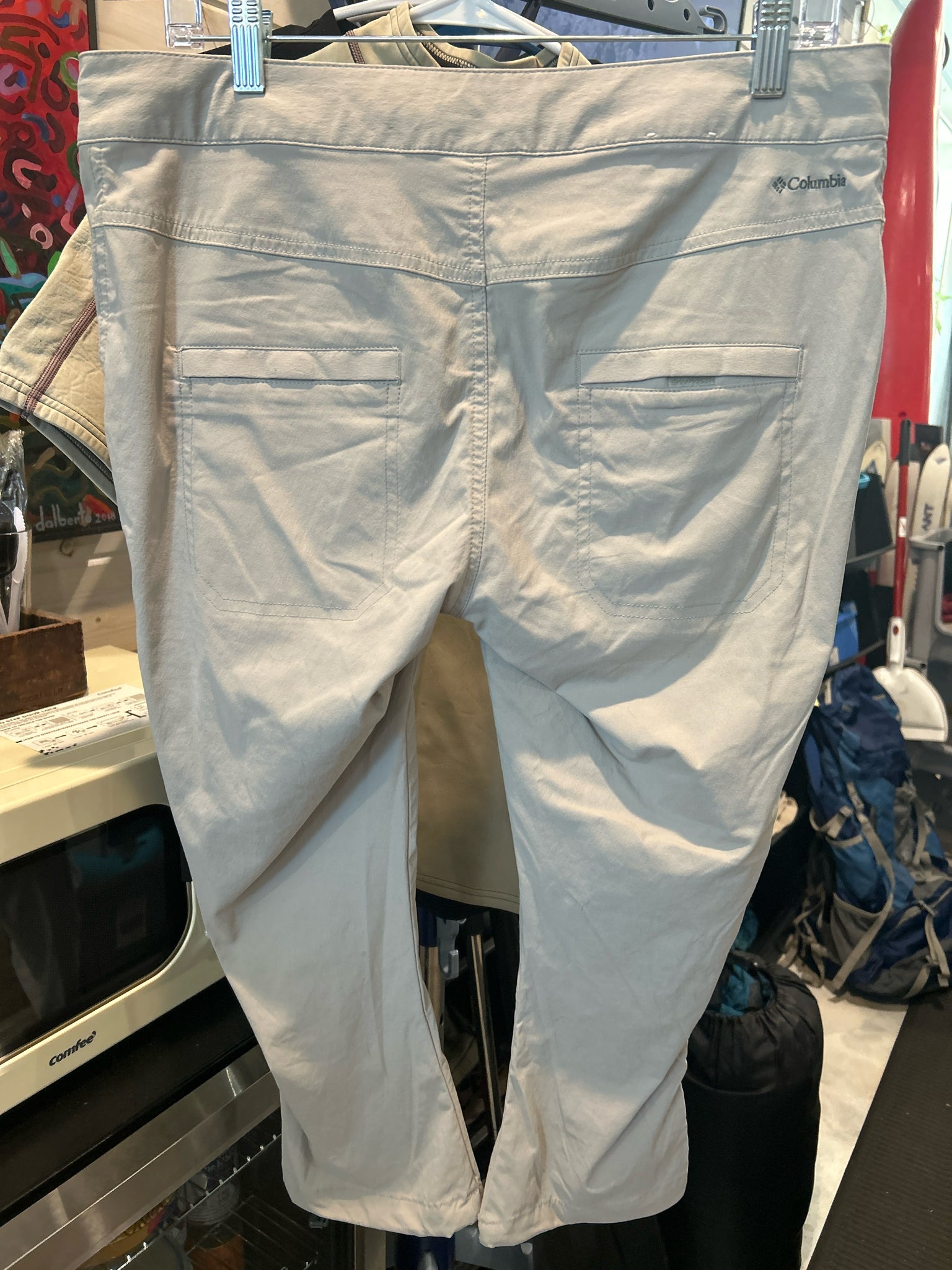 Size 8 Columbia Capri Pants