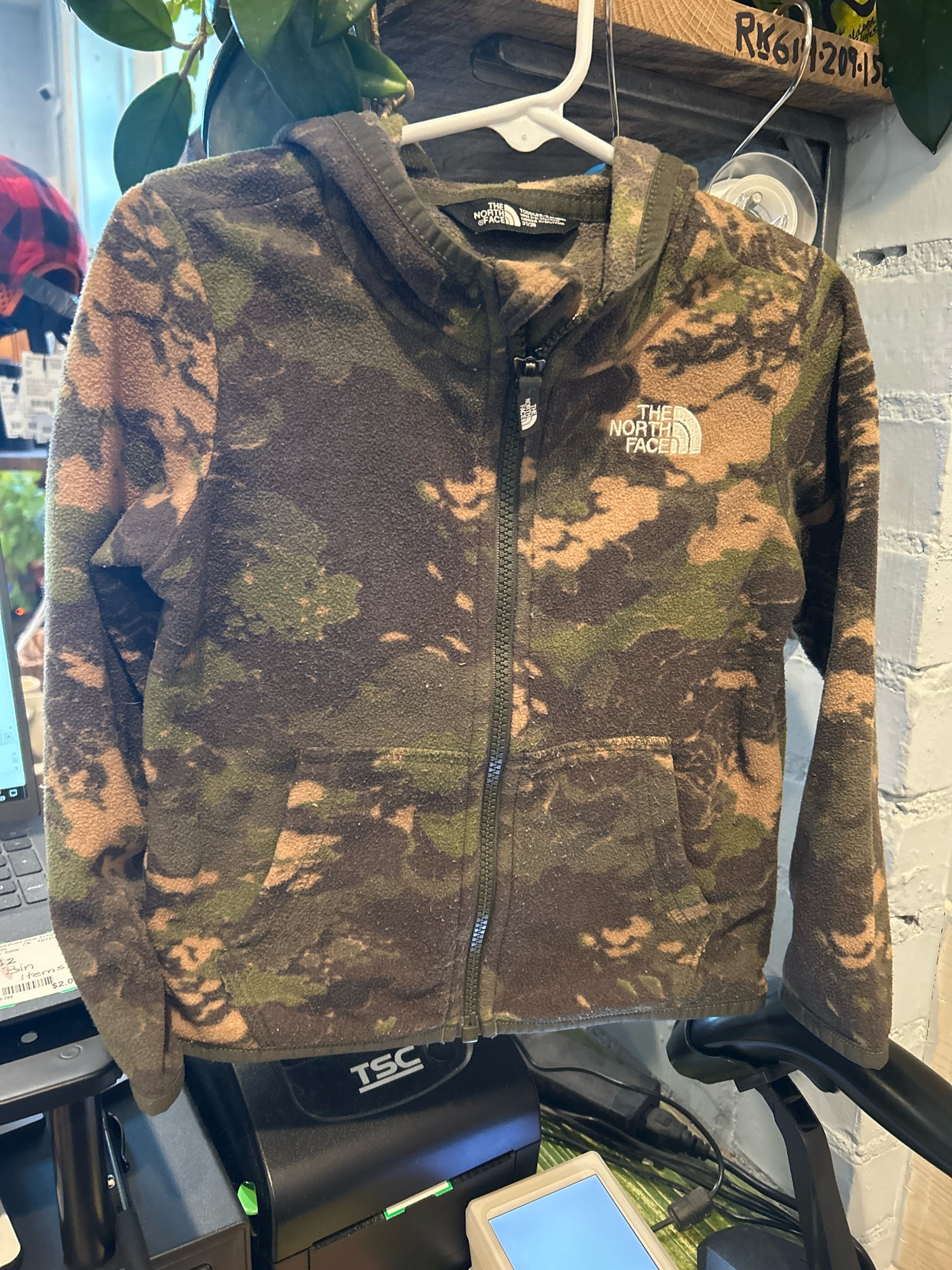 North Face Size 3T Camo Kids Jacket