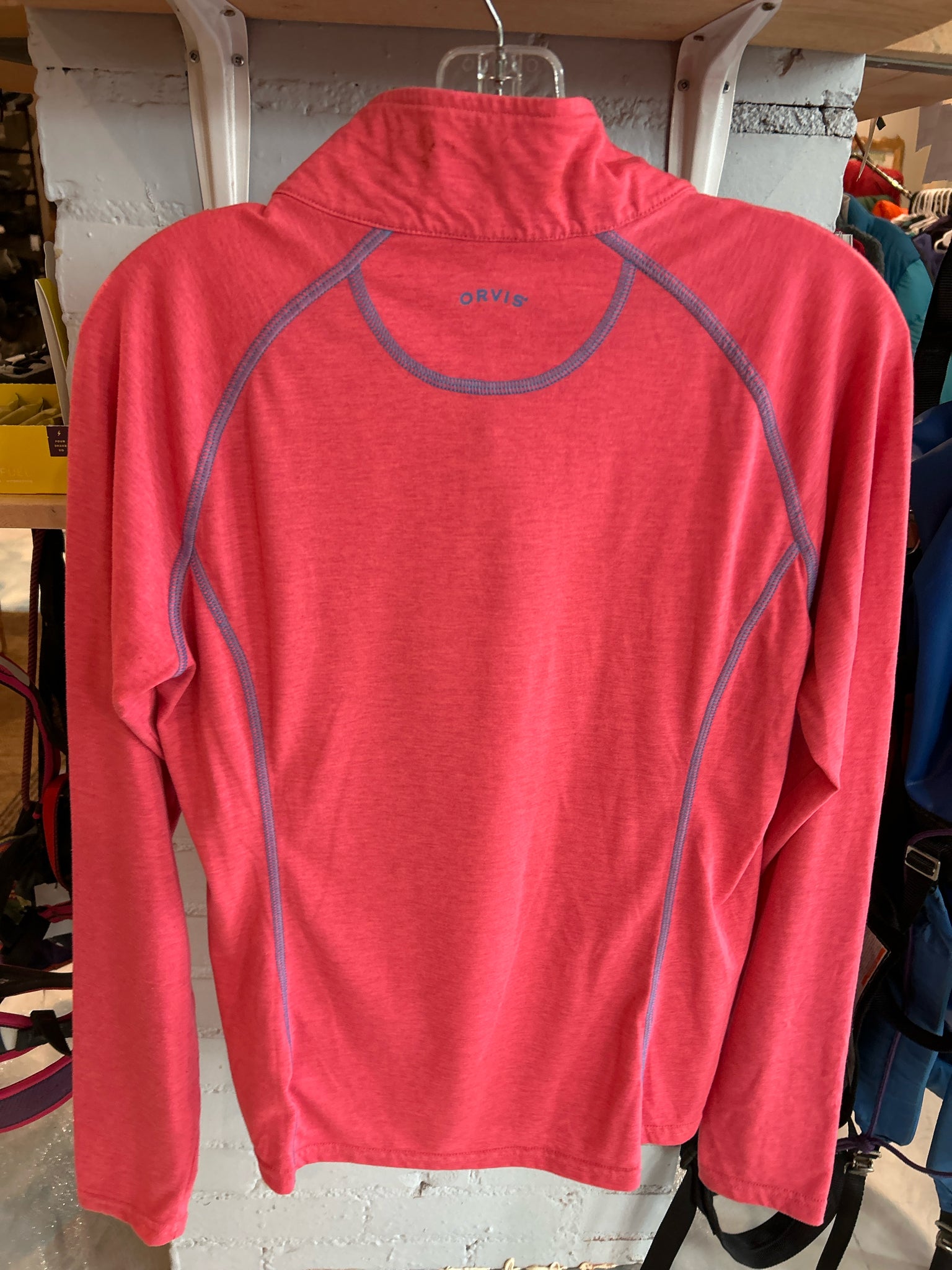 Size M Orvis Long sleeve