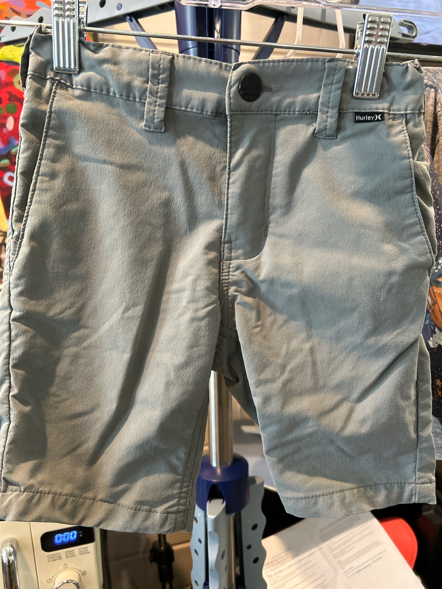 Hurley Size 4-5 Gray Kids Clothes