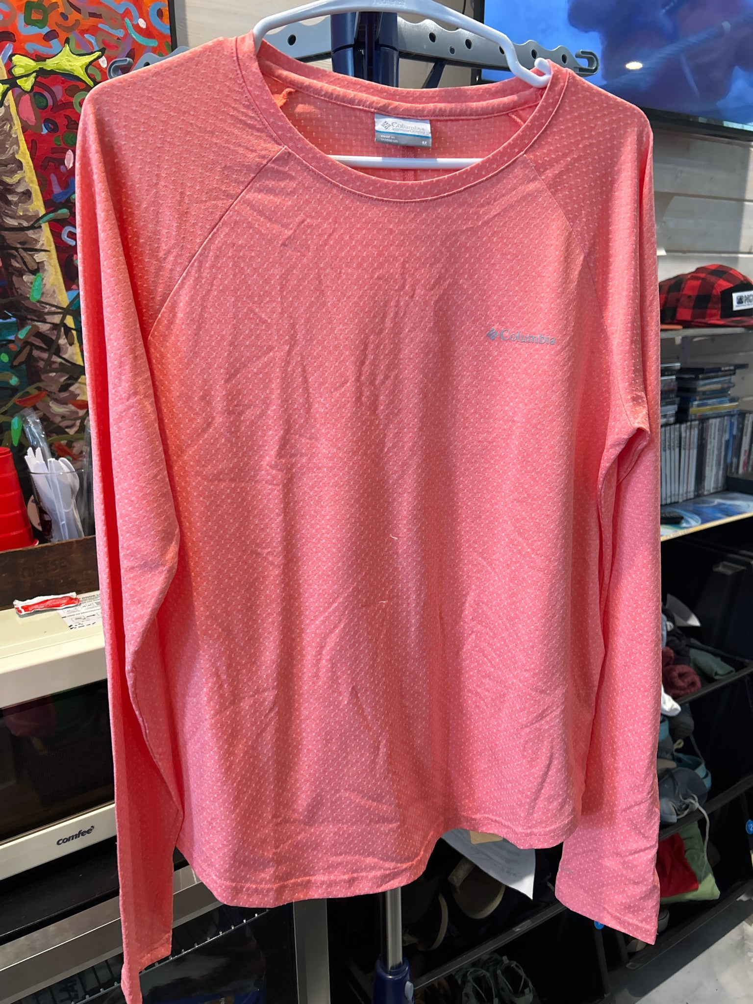 Size M Columbia Long sleeve