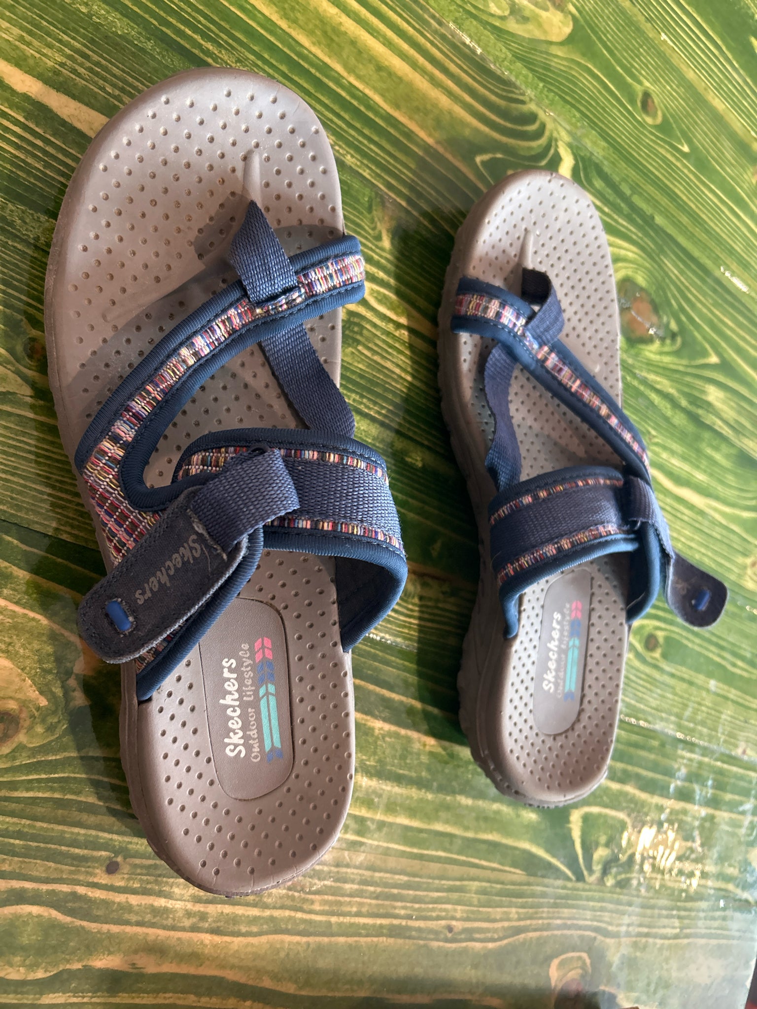 Skechers Reggae Mad Swag Toe Loop Sandals