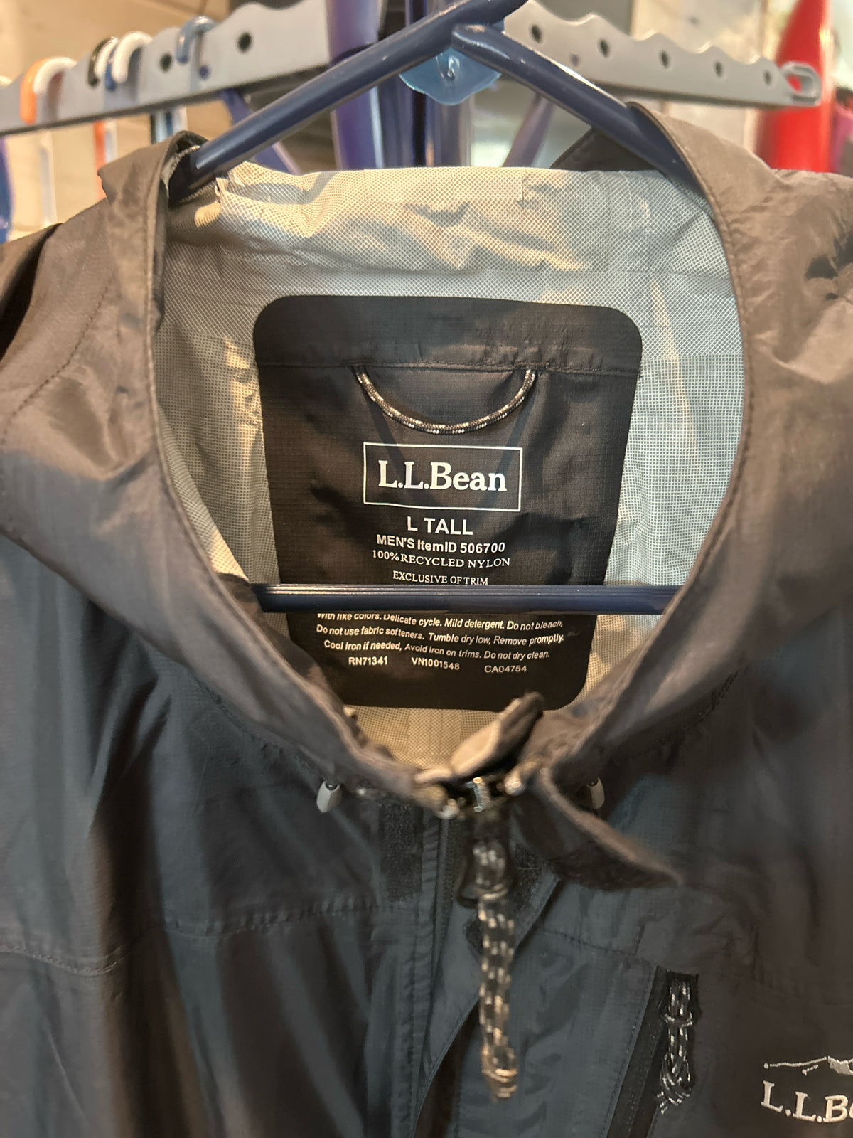 LL Bean Mens Tall Size L Rain Jacket